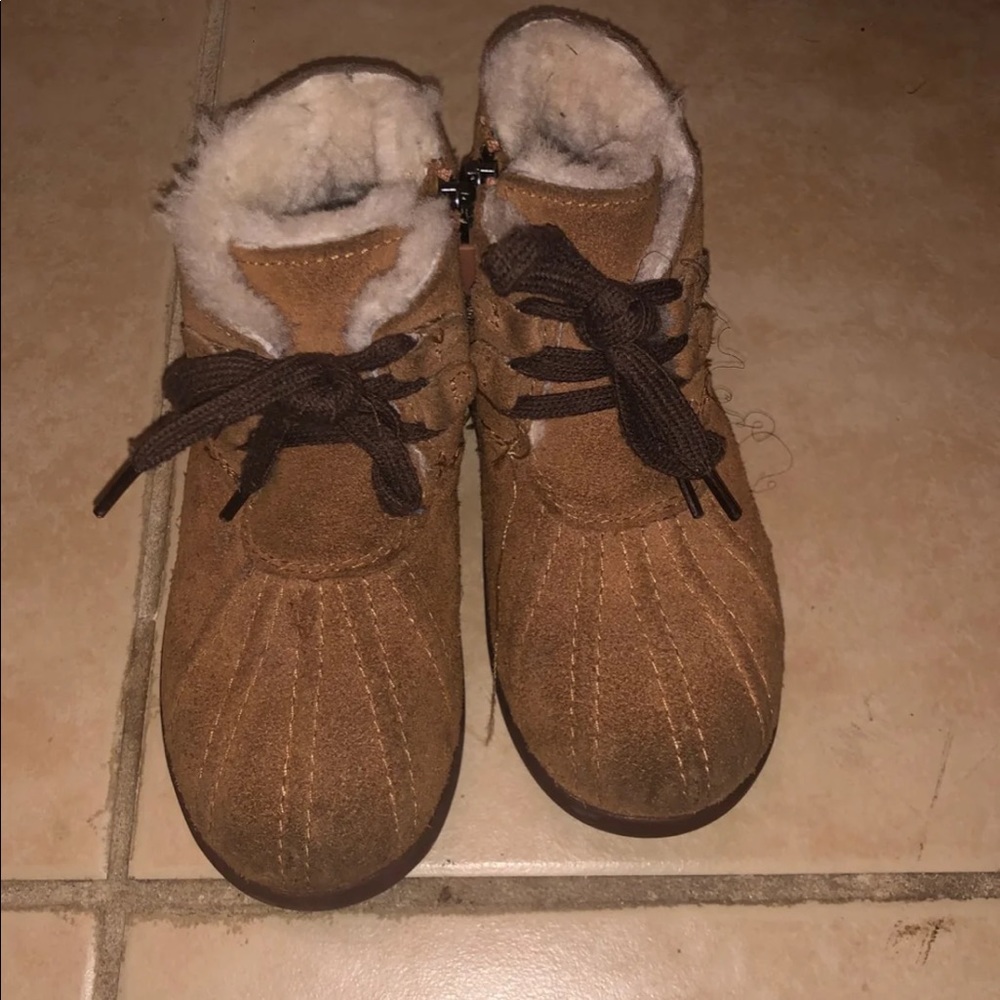 Ugg kids boots